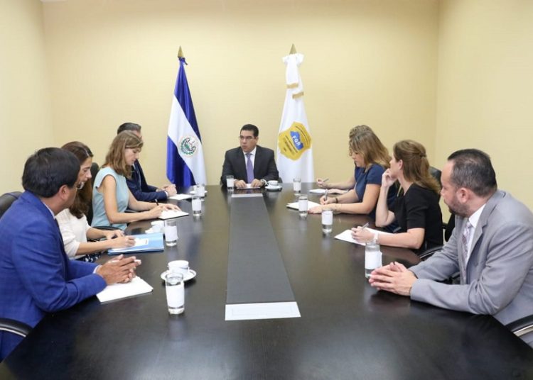 Fiscalía y delegación de ONU se reúnen para abordar funcionamiento de la CICIES