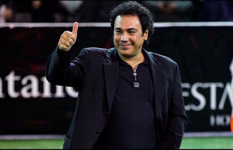 Hugo Sánchez admitió que estaría dispuesto a comprar al Veracruz