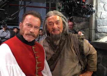 Arnold Schwarzenegger comparte una fotografía con su «héroe» Jackie Chan