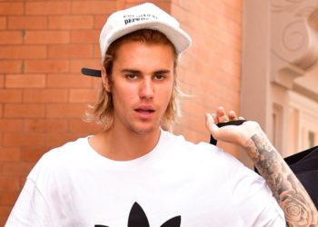 Critican a Justin Bieber por comprar gatos de 35 mil dólares
