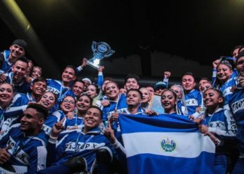 Diputados jóvenes buscan que Estado apoye a grupo “Factor X” para asistir al mundial de danza en EE.UU.