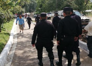 PNC garantiza seguridad en cementerios capitalinos para el Día de los Difuntos