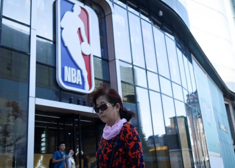 Fanáticos chinos piden un reembolso a la firma que transmite los partidos de la NBA