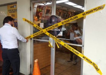 Cierran restaurantes de comida rápida por incumplir normas de seguridad y salud ocupacional