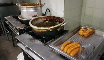 Por insalubridad cierran dos restaurantes de comida rápida