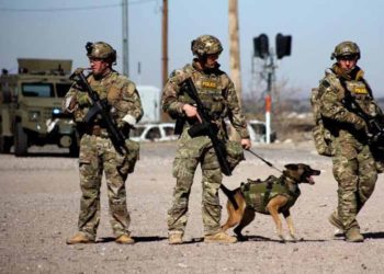 Militares de Estados Unidos podrán disparar a personas que ingresen por la fuerza con vehículos en la frontera