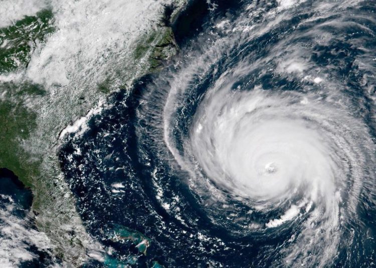 Científicos descubren que algunos huracanes generan «Tormentamotos»