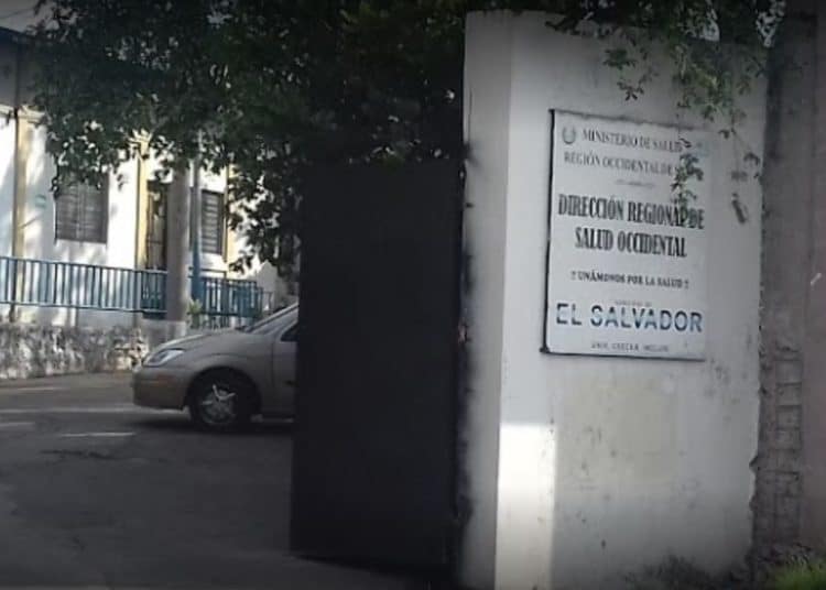 Sala ampara a enfermera del MINSAL despedida en estado de embarazo