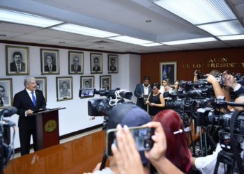 Quijano señala a Bukele de estar detrás de una campaña difamatoria en su contra y anuncia que tomará medidas legales