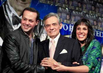 Hijo de José José pedirá la necropsia, quiere saber las causas de la muerte de su padre