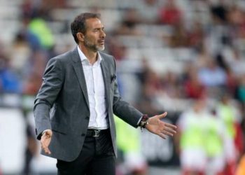 Gustavo Matosas habría recibido dinero por la contratación de jugadores