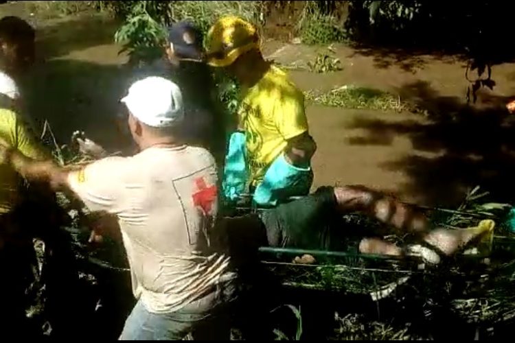 Localizan cadáver de hombre arrastrado por río Sucio en Ciudad Arce