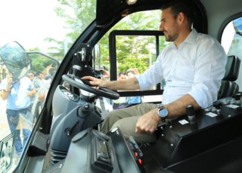 Muyshondt entrega maquinas de barrido mecanizado para intervenir parques capitalinos