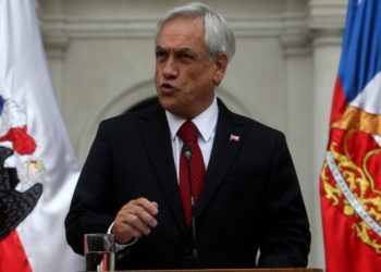 El presidente chileno Sebastián Piñera pidió la renuncia a todos sus ministros