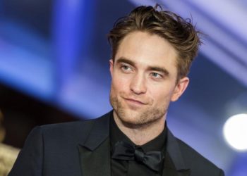 Robert Pattinson tuvo que emborracharse y orinarse para su papel en ‘The Lighthouse’