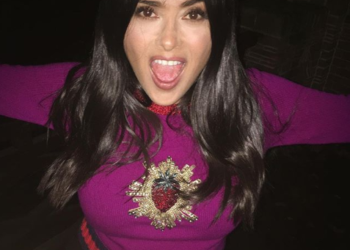 Salma Hayek celebró sus 12 millones de seguidores en Instagram con una foto semidesnuda