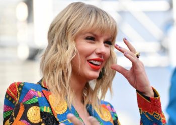 Madre de Taylor Swift filtra inédito y vergonzoso video de la cantante