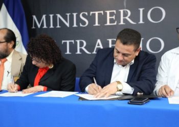 Ministro de Trabajo promete cumplir acuerdos firmados con Movimiento Plaza para Todos