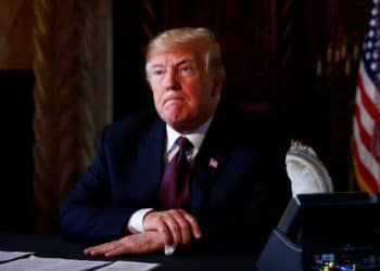 Empleado del Departamento del Tesoro intentó interferir con declaraciones de impuestos de Trump