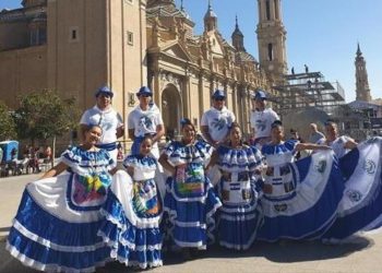 Salvadoreños en España se unen a las celebraciones de Zaragoza