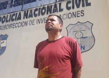 Recolector de extorsiones del centro de San Salvador es capturado por la PNC