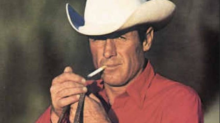 Muere a los 90 años Robert Norris, el “hombre Marlboro”