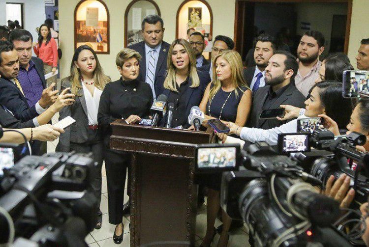 Piden castigar “tocamientos impúdicos” hasta con 12 años de prisión