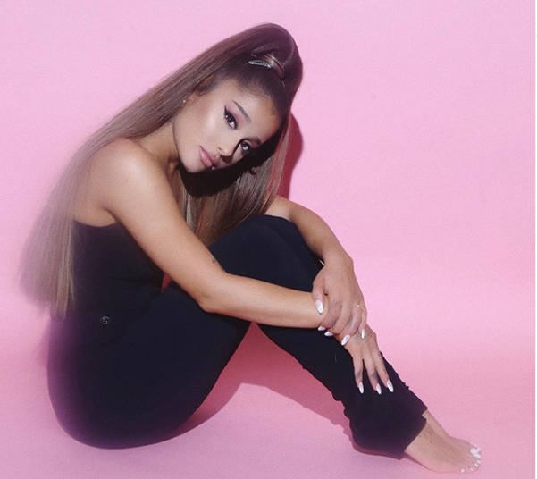 Ariana Grande cancelaría shows por problemas de salud