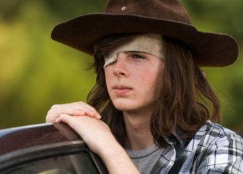 Hospitalizan a Chandler Rigg, actor de The Walking Dead tras caerse de caballo