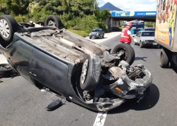 Accidente de tránsito deja dos lesionados en avenida Jerusalén