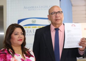 Proponen que prestamistas estén registrados en el BCR para regular tasas de interés