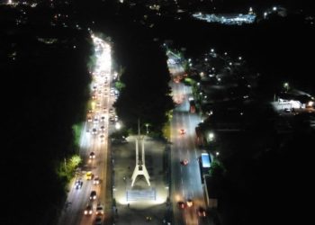 Vuelve a la vida Carretera a Comalapa totalmente iluminada y ahora con videovigilancia
