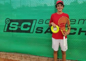 El legado Molins continúan el joven tenista Enrique Laennec: «Mi apuesta es hacia el profesionalismo»