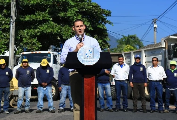 Muyshondt inconforme con veto de Bukele a reforma que permitía voto por rostro en elecciones de alcaldes