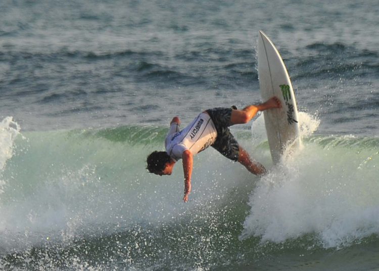 Bryan Pérez obtuvo el subcampeonato de surf City ALAS Latin pro