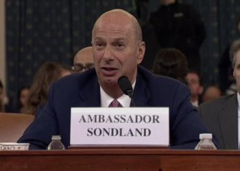 Gordon Sondland complicó más a Donald Trump con testimonio en la trama de Ucrania