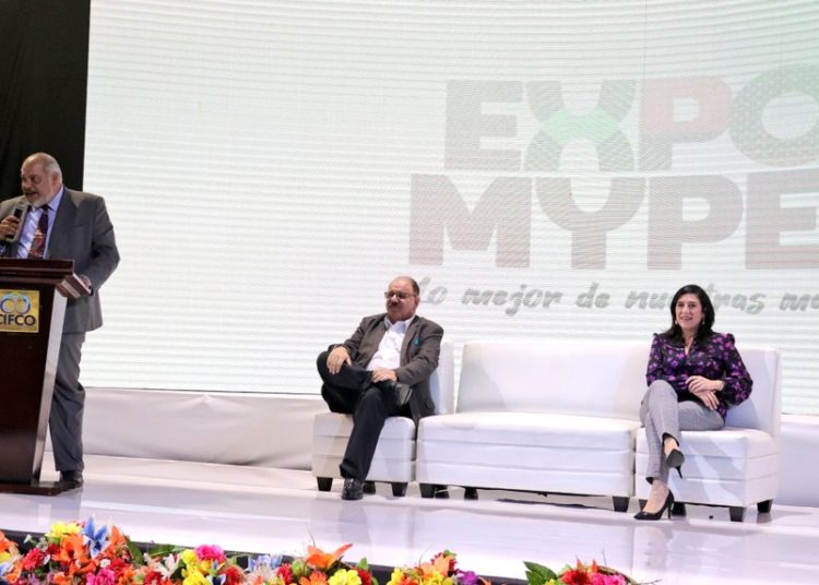 CONAMYPE inaugura la «Expo MYPE 2019»