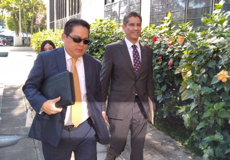 López Davidson demanda por $8 millones a presidente Bukele por calumnia y difamación: «Me siento ofendido»