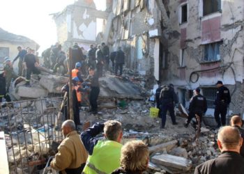 (VIDEO) Terremoto 6.4 grados en Albania deja al menos 14 muertos y 325 heridos