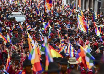 Cocaleros exigen la renuncia de la presidenta interina o realizarán bloqueo indefinido a toda Bolivia