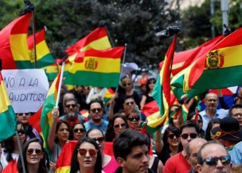 Nuevos enfrentamientos entre seguidores y opositores del presidente Evo Morales en Bolivia