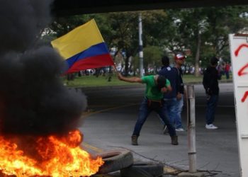 (VIDEO) Alcalde de la ciudad colombiana de Cali decreta toque de queda tras violentas protestas