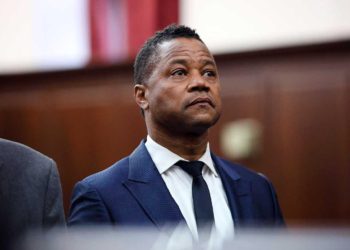 (VIDEO) Sale a la luz momento cuando Cuba Gooding Jr. acosó a una mesera