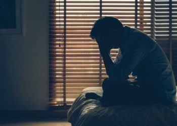 Chino sufría intensos dolores de cabeza, va al médico y descubre que tiene parásitos hasta en el cerebro