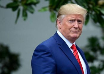 Trump dijo que “considera seriamente” testificar ante el Congreso en la investigación en su contra