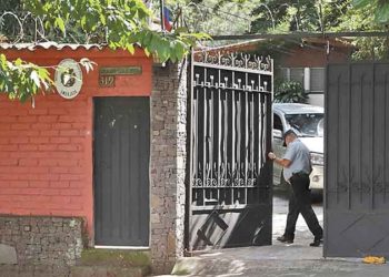 Hoy lunes vence el plazo para que diplomáticos venezolanos abandonen El Salvador