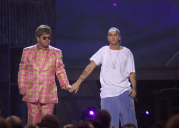 Elton John le salvó la vida a Eminem
