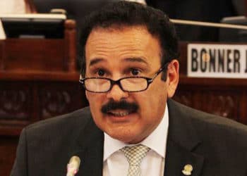 Diputado Zablah propone que cotizantes de AFP´s puedan hacer uso de sus ahorros de pensiones