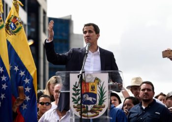 Juan Guaidó llama a los venezolanos a protestar el lunes