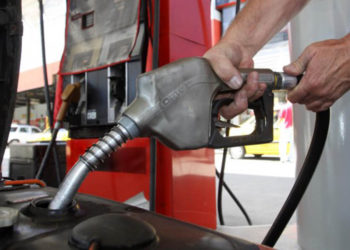 Precios de combustibles bajan hasta $0.04 a partir de este martes